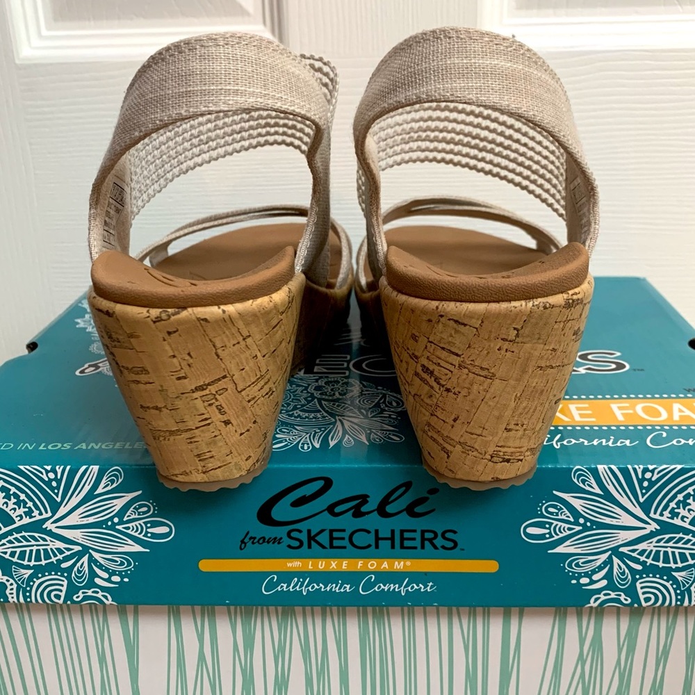 Skechers Cali Beverlee High Tea Natural Slip-On Wedge Sandals | US Size 7W - Picture 3 of 7